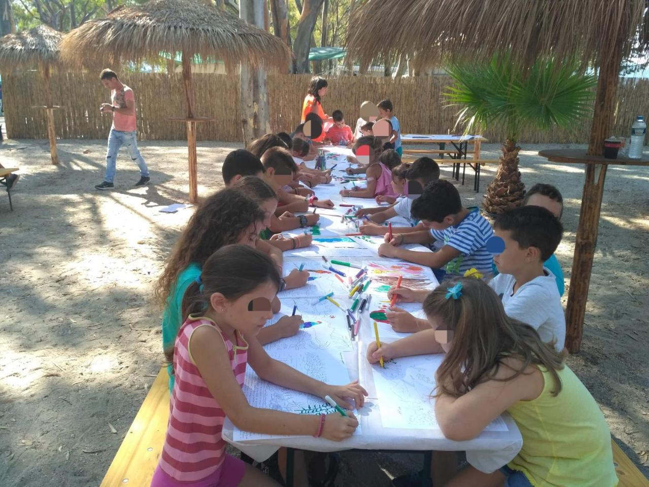 איגומניטסה Camping Drepanos מראה חיצוני תמונה